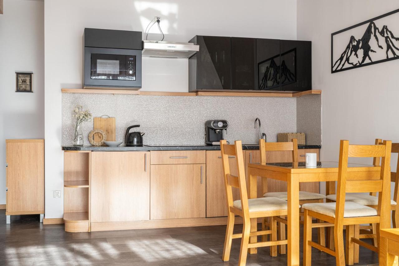 Apartamenty Jasiowe Turnie Nr 3 I Nr 10 Krupowki 3Km Koscielisko Luaran gambar