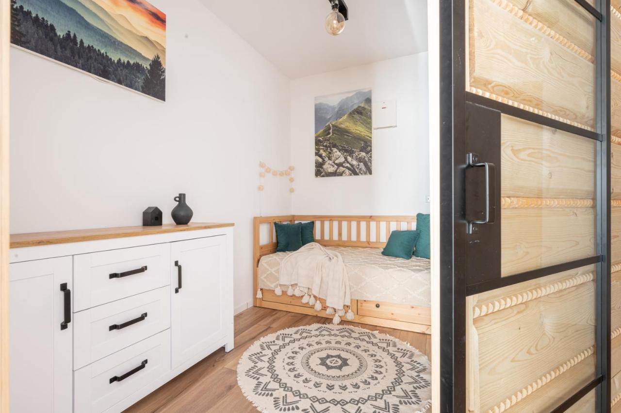 Apartamenty Jasiowe Turnie Nr 3 I Nr 10 Krupowki 3Km Koscielisko Luaran gambar